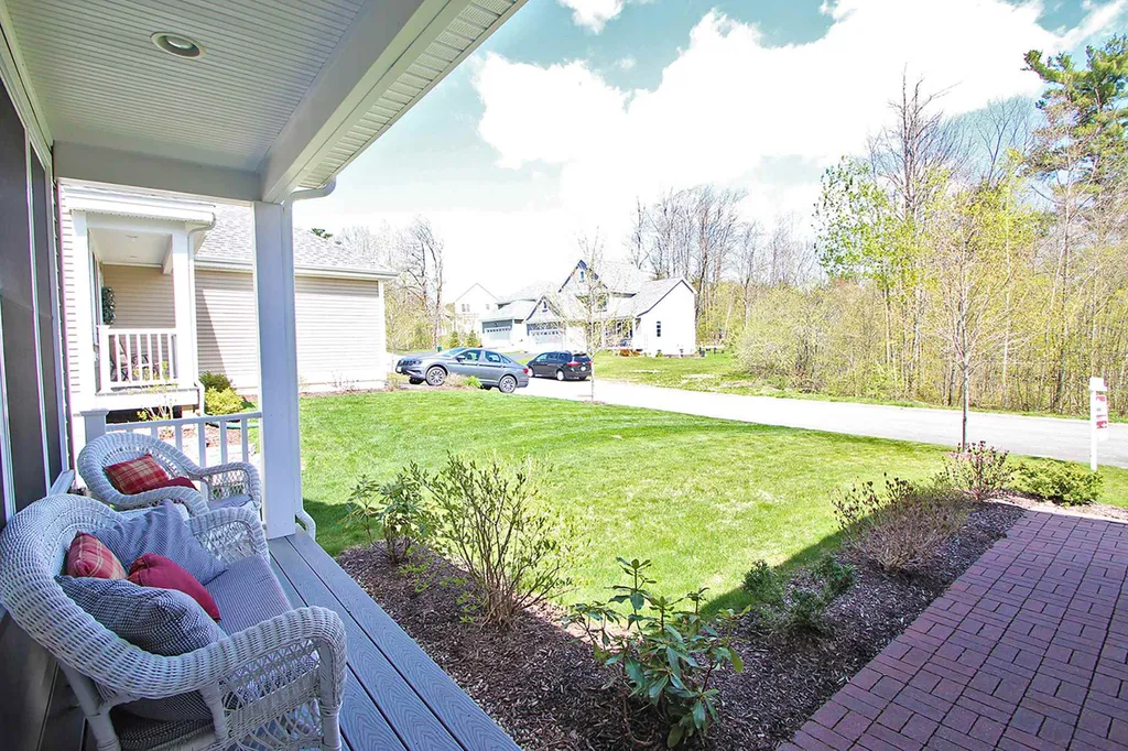44 Stocklan Circle Dover NH 03820