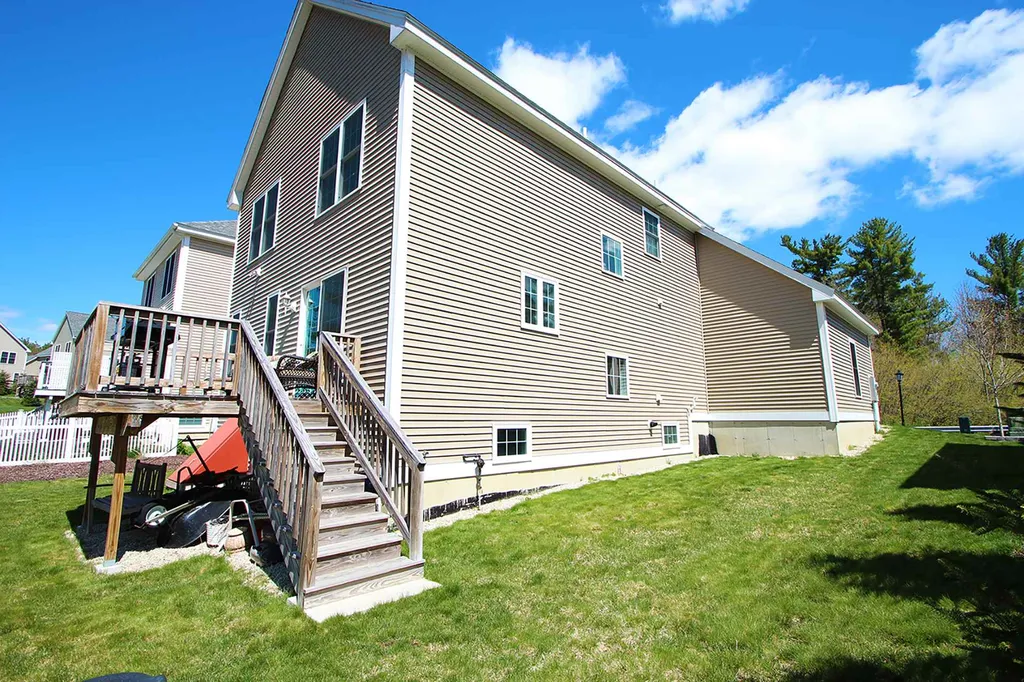 44 Stocklan Circle Dover NH 03820