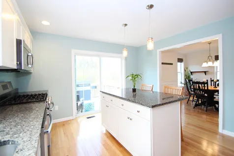 44 Stocklan Circle Dover NH 03820