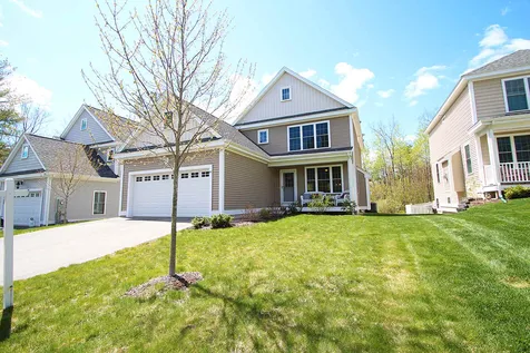 44 Stocklan Circle Dover NH 03820