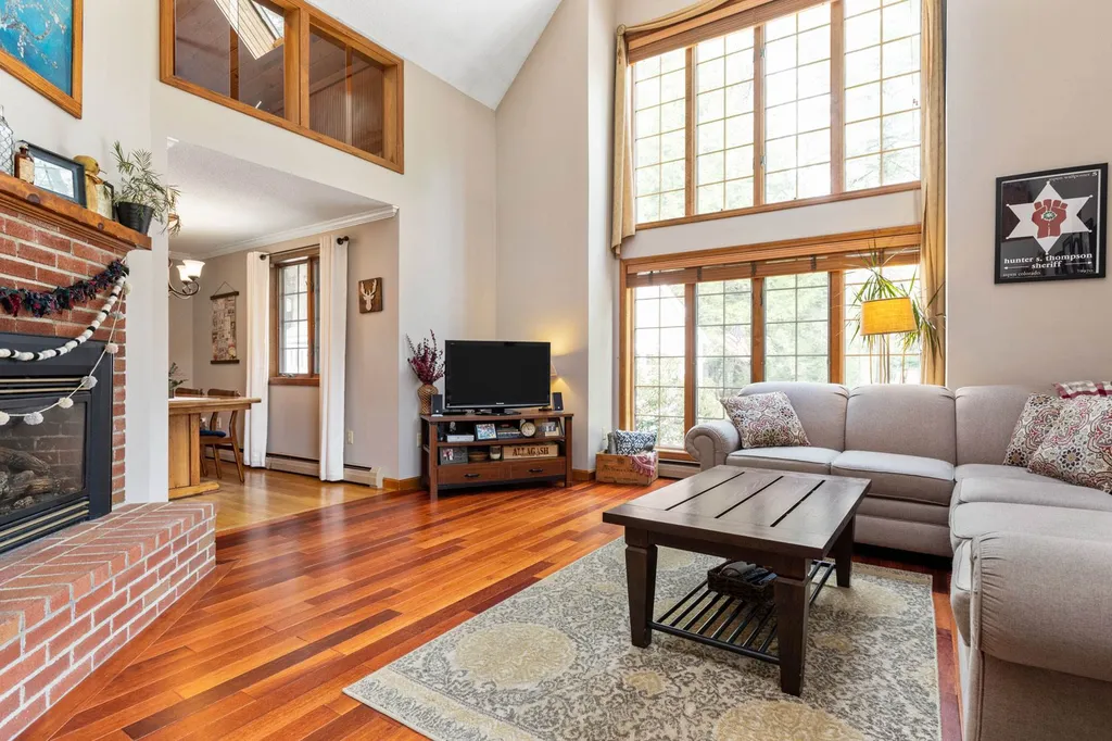 8 Victoria Circle Rochester NH 03867