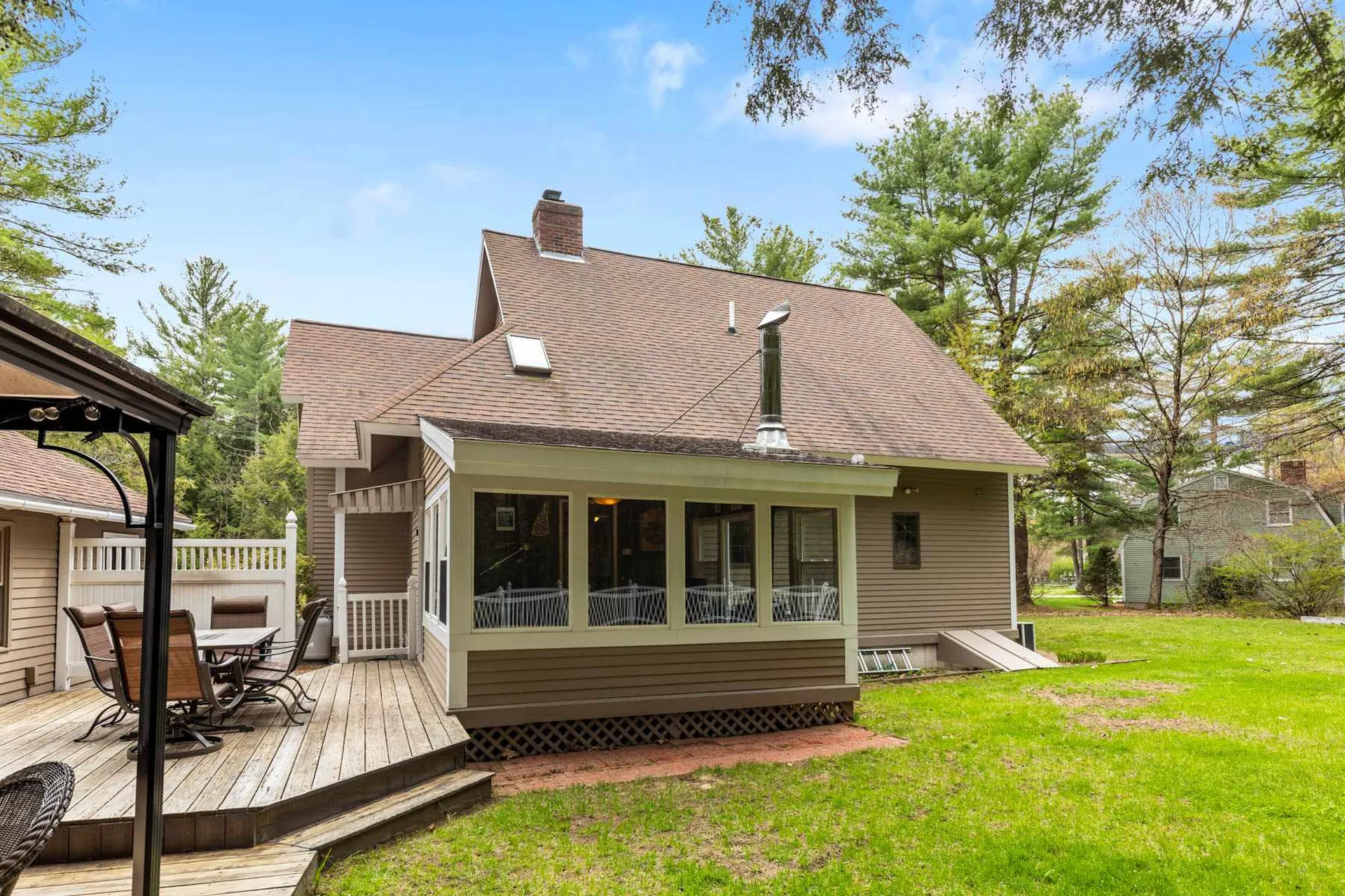8 Victoria Circle Rochester NH 03867