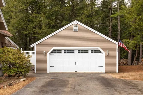 8 Victoria Circle Rochester NH 03867
