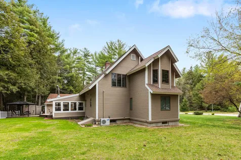 8 Victoria Circle Rochester NH 03867