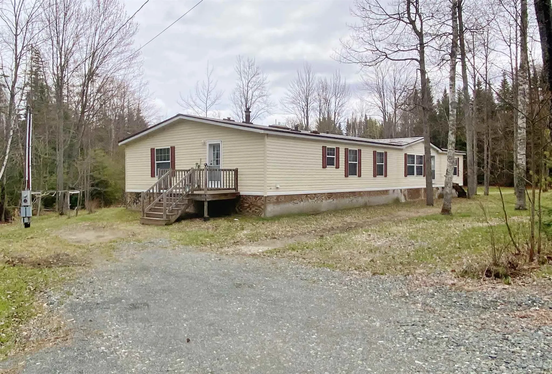 19 Stardust Drive Whitefield NH 03598