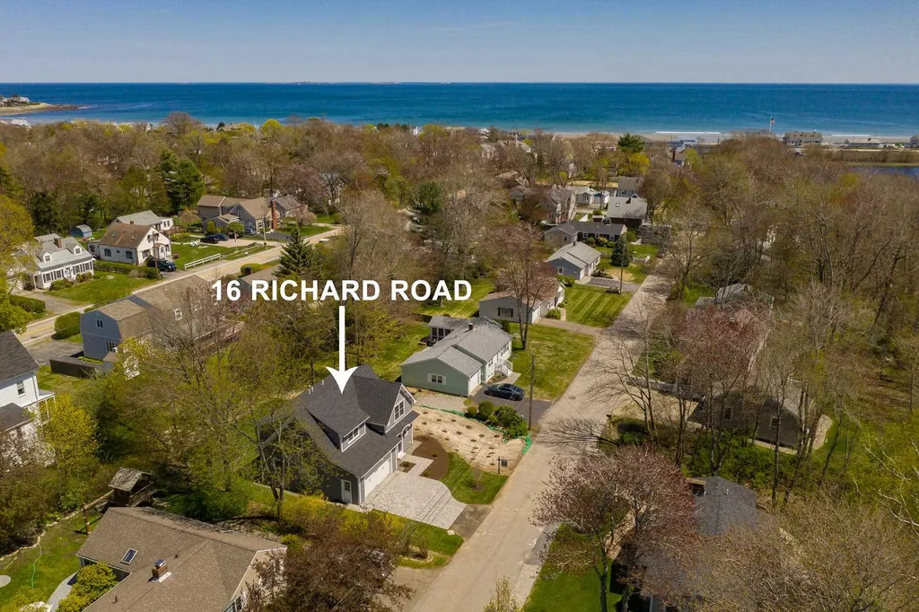 16 Richard Road Rye NH 03870