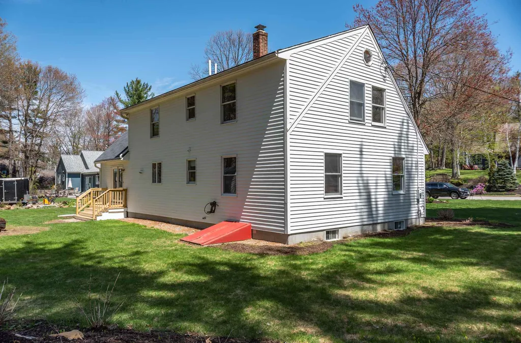8 Francoeur Drive Somersworth NH 03878