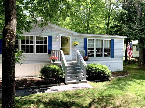 9 Hawk Lane Rochester NH 03868