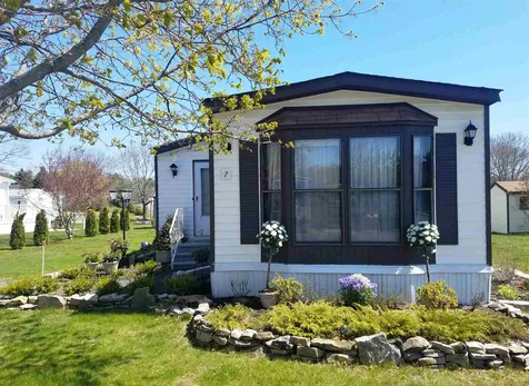 7 Monadnock Drive Rochester NH 03867