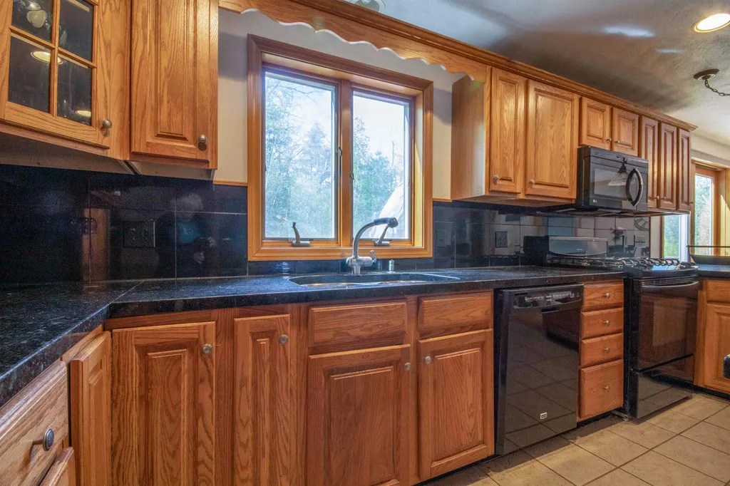 37 Valley Hill Road Pelham NH 03076
