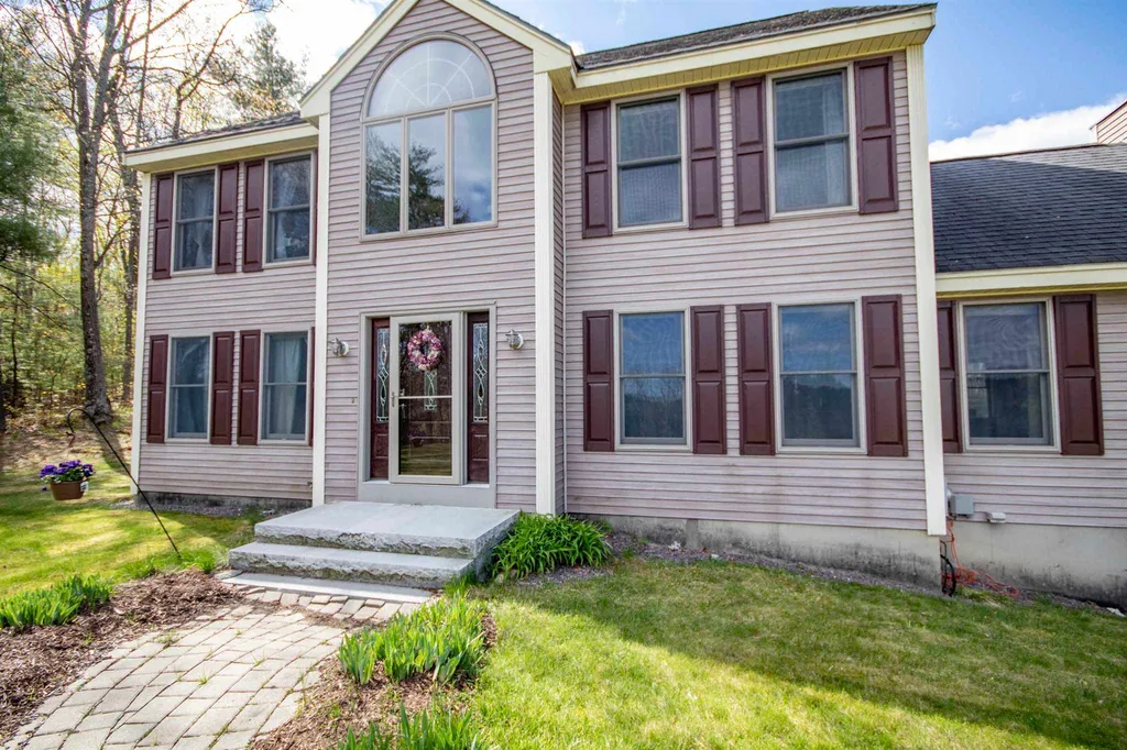 37 Valley Hill Road Pelham NH 03076