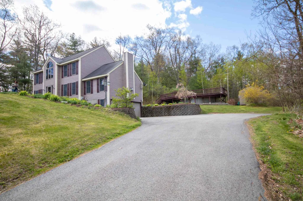 37 Valley Hill Road Pelham NH 03076