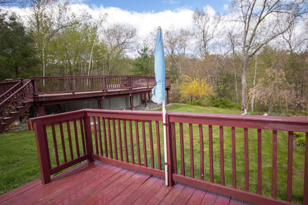 37 Valley Hill Road Pelham NH 03076