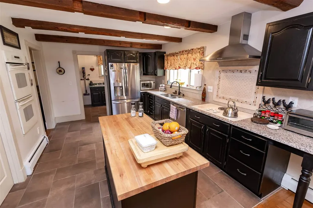 151 Westfall Road Pelham NH 03076