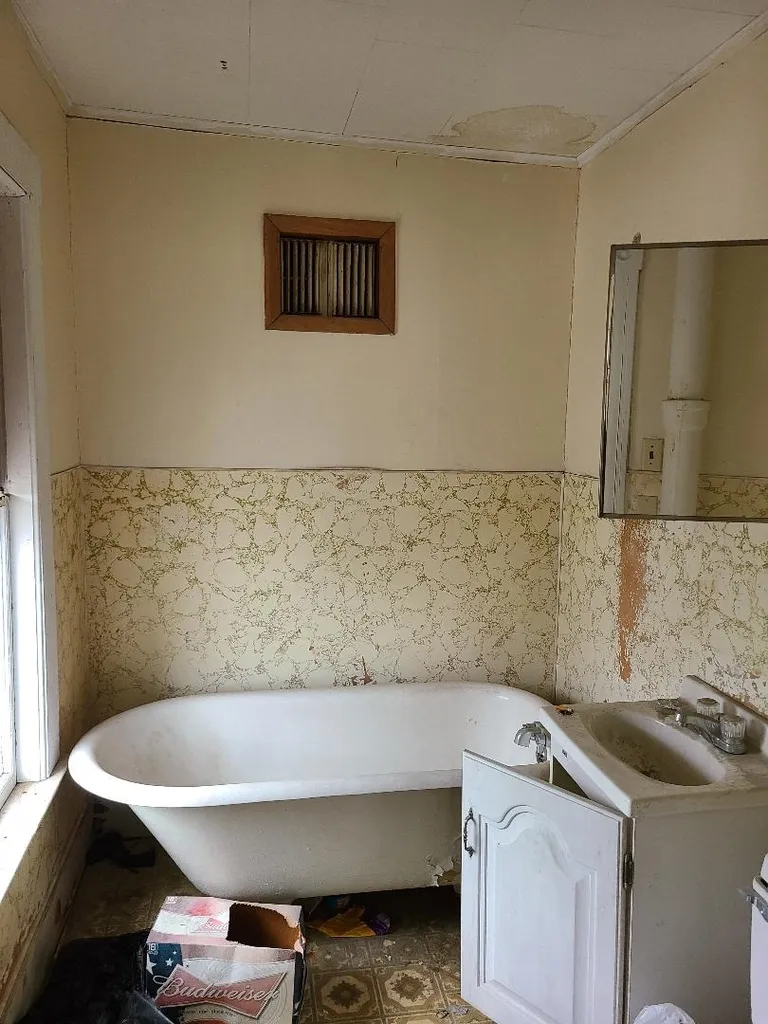570 Goebel Street Berlin NH 03570