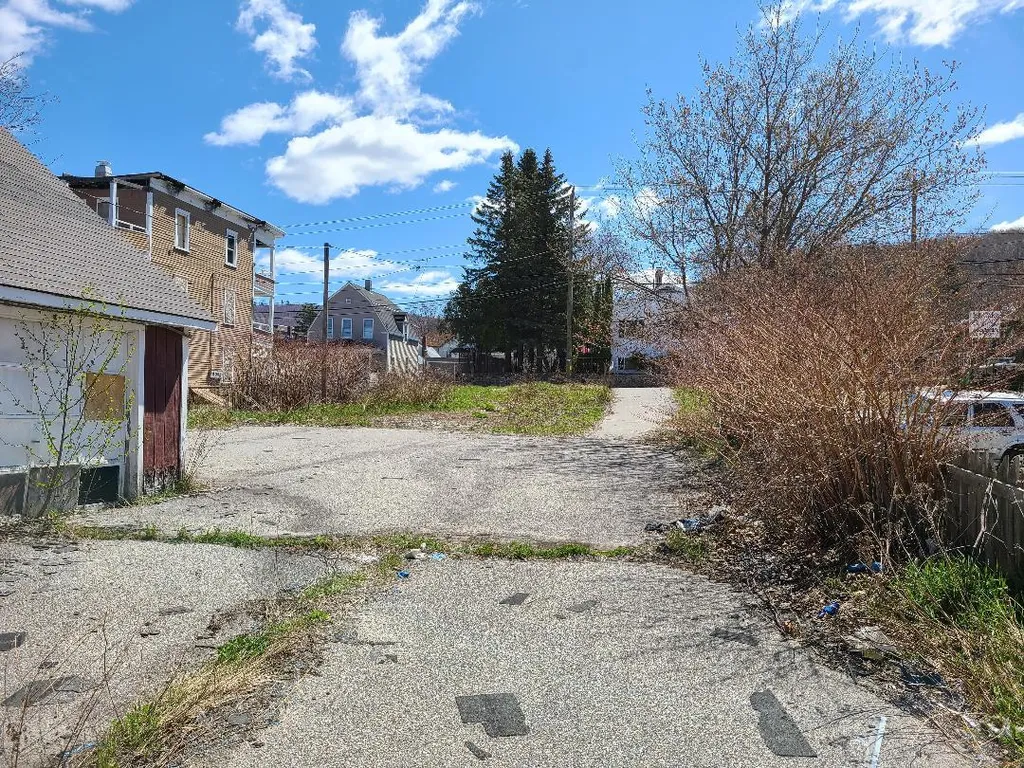 570 Goebel Street Berlin NH 03570