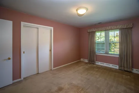 56 Allerton Avenue Brattleboro VT 05301