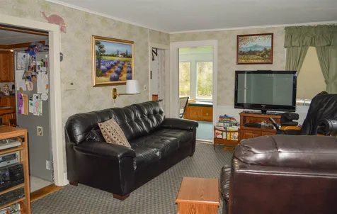 19 Taft Road Swanzey NH 03446