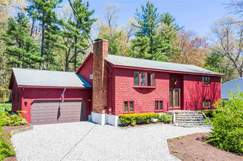 32 Townsend Avenue Salem NH 03079