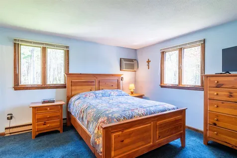32 Townsend Avenue Salem NH 03079