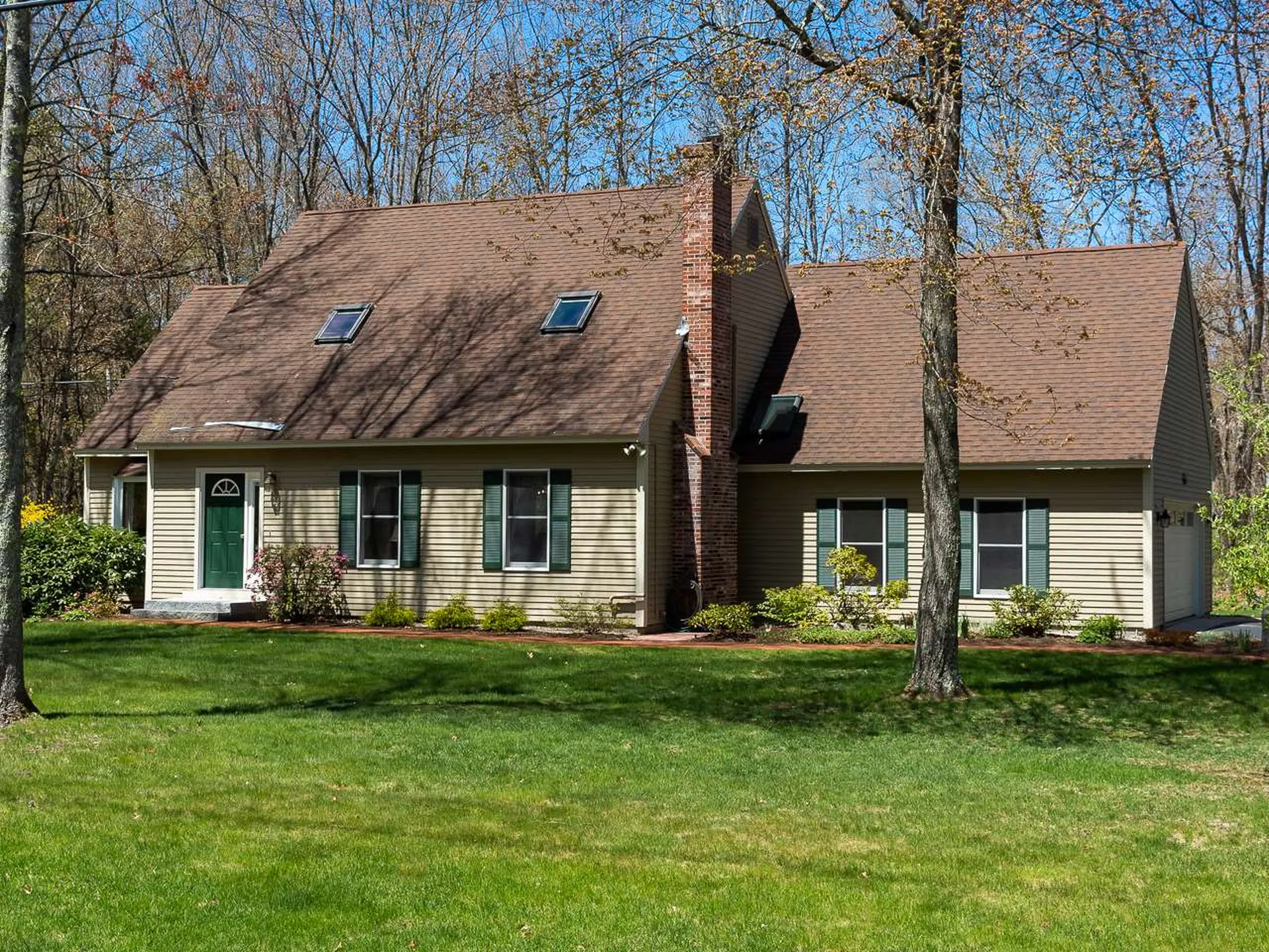 49 James Farm Road Lee NH 03861