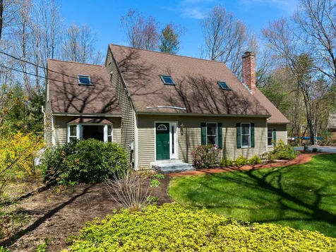 49 James Farm Road Lee NH 03861