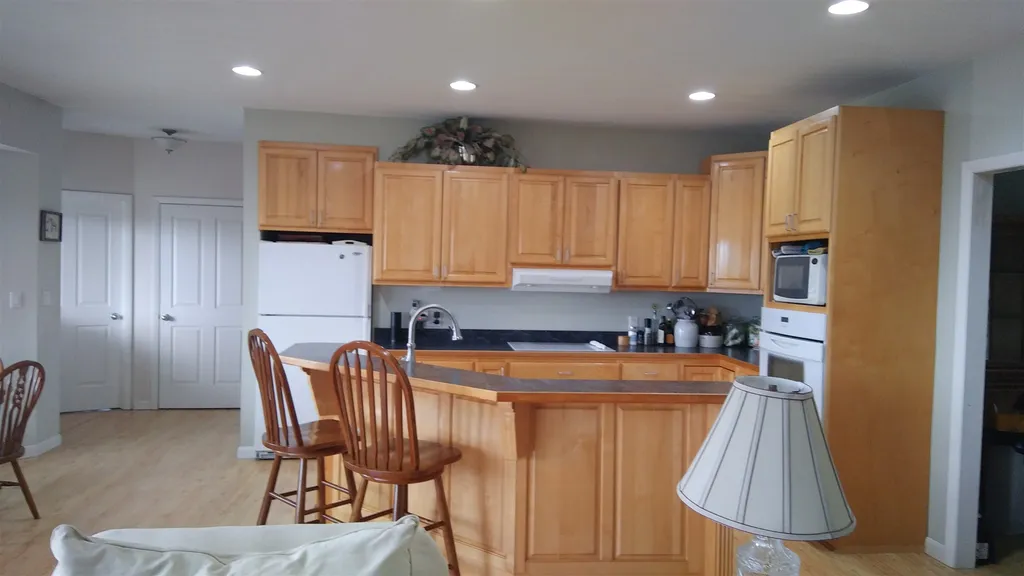 348 Pinnacle Hill Road New Hampton NH 03256