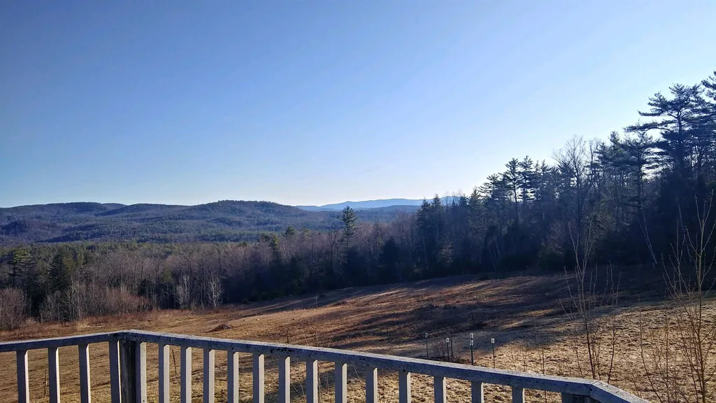 348 Pinnacle Hill Road New Hampton NH 03256