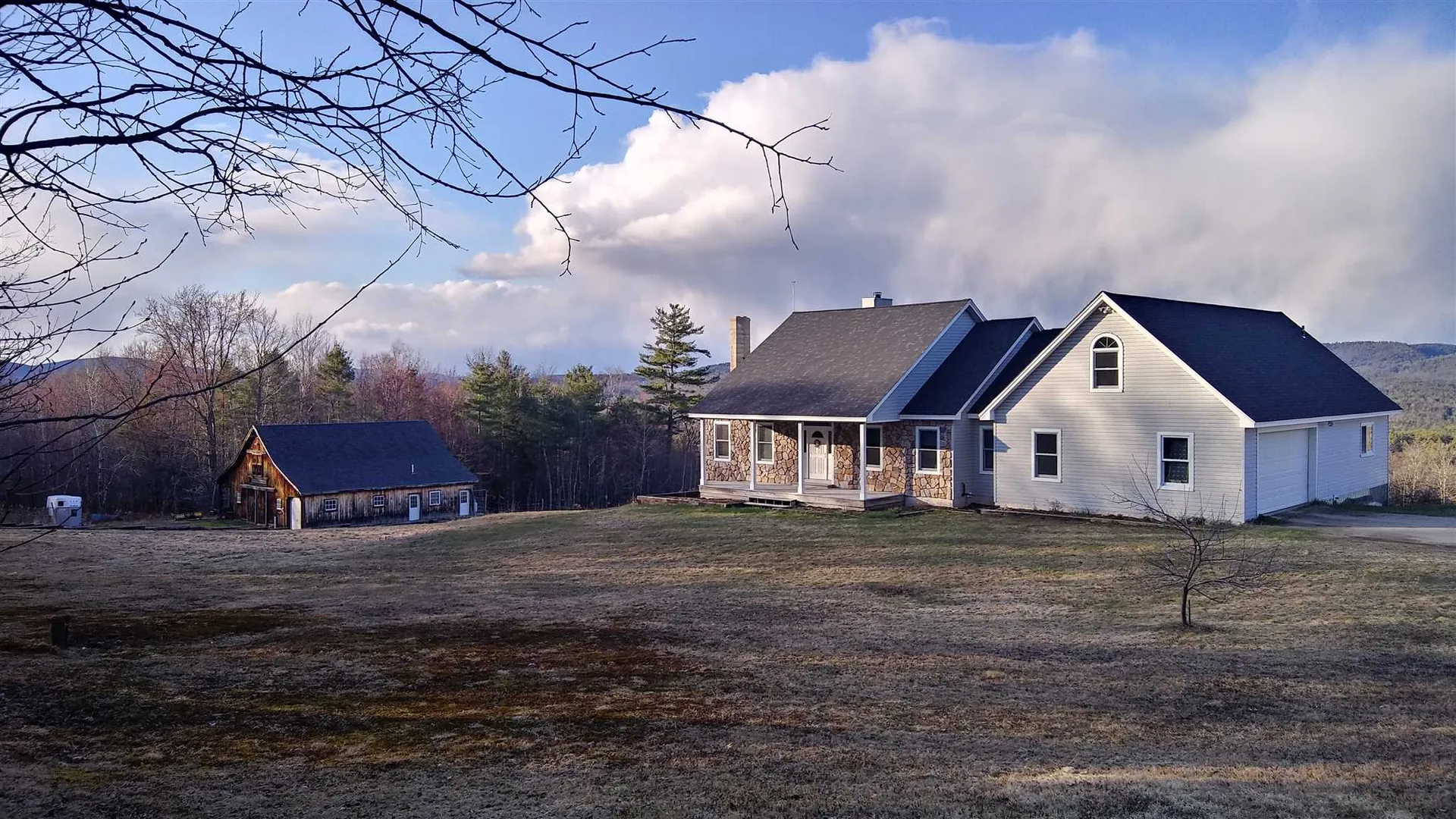 348 Pinnacle Hill Road New Hampton NH 03256