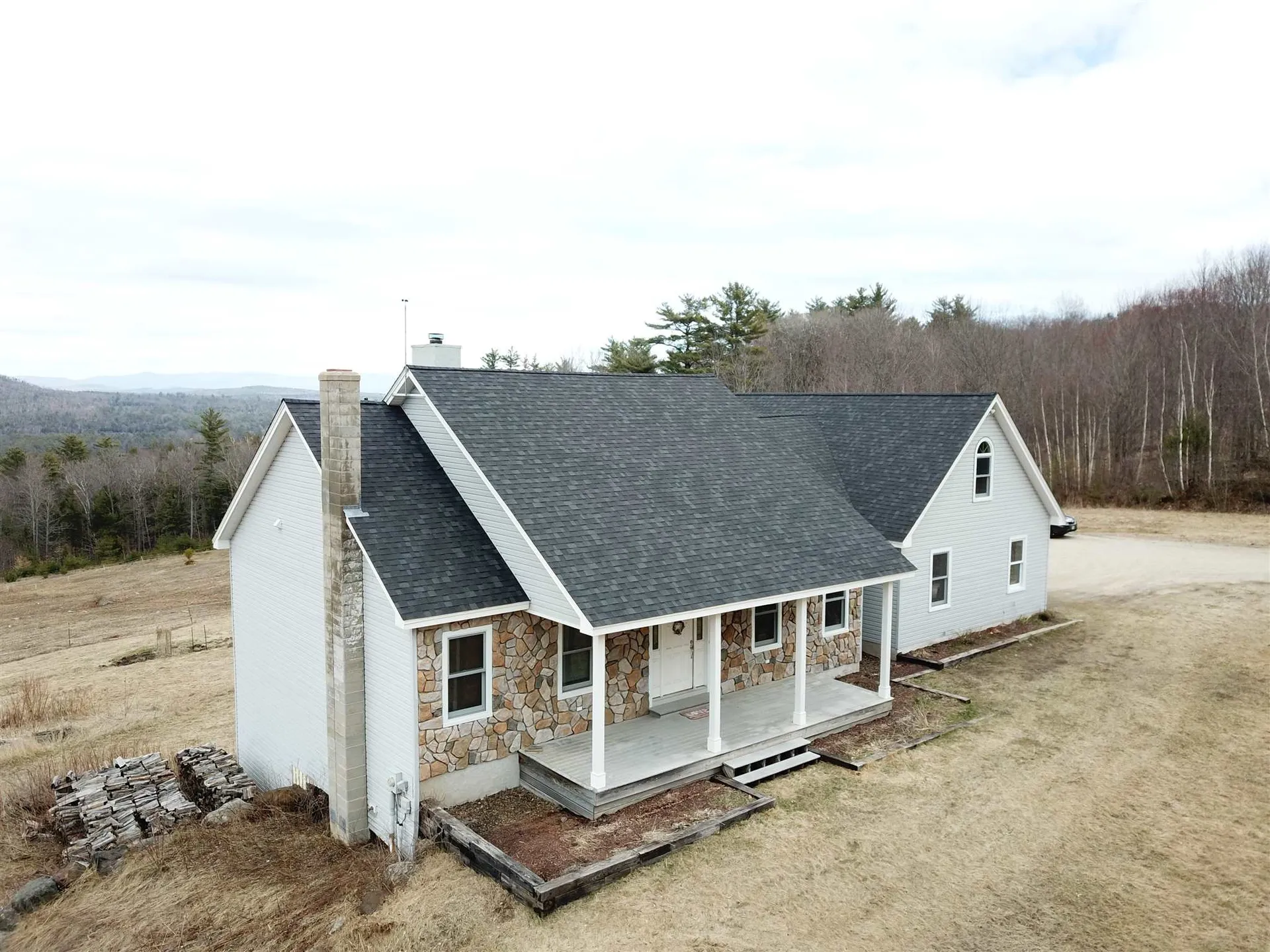 348 Pinnacle Hill Road New Hampton NH 03256