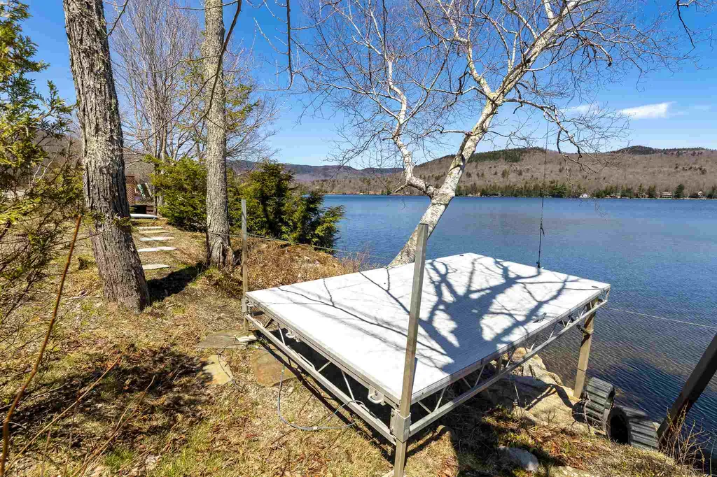 2497 Stinson Lake Road Rumney NH 03266