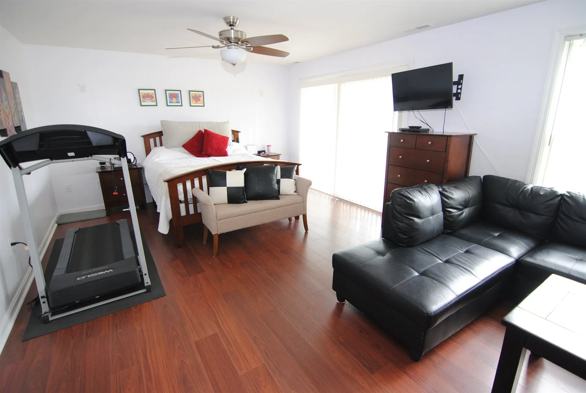 9B Farnum Court Hudson NH 03051