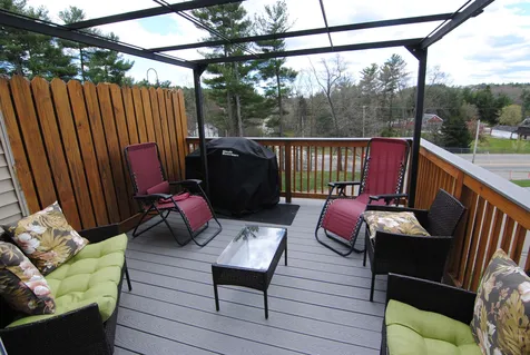 9B Farnum Court Hudson NH 03051