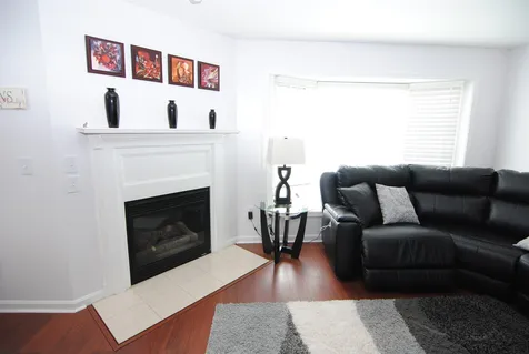9B Farnum Court Hudson NH 03051