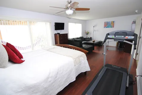 9B Farnum Court Hudson NH 03051