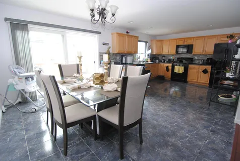 9B Farnum Court Hudson NH 03051