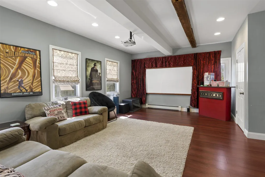 165 Village Street Concord NH 03303