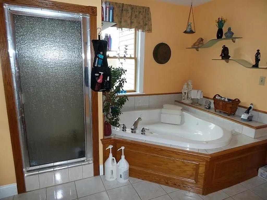 623 Concord Road Northfield NH 03276