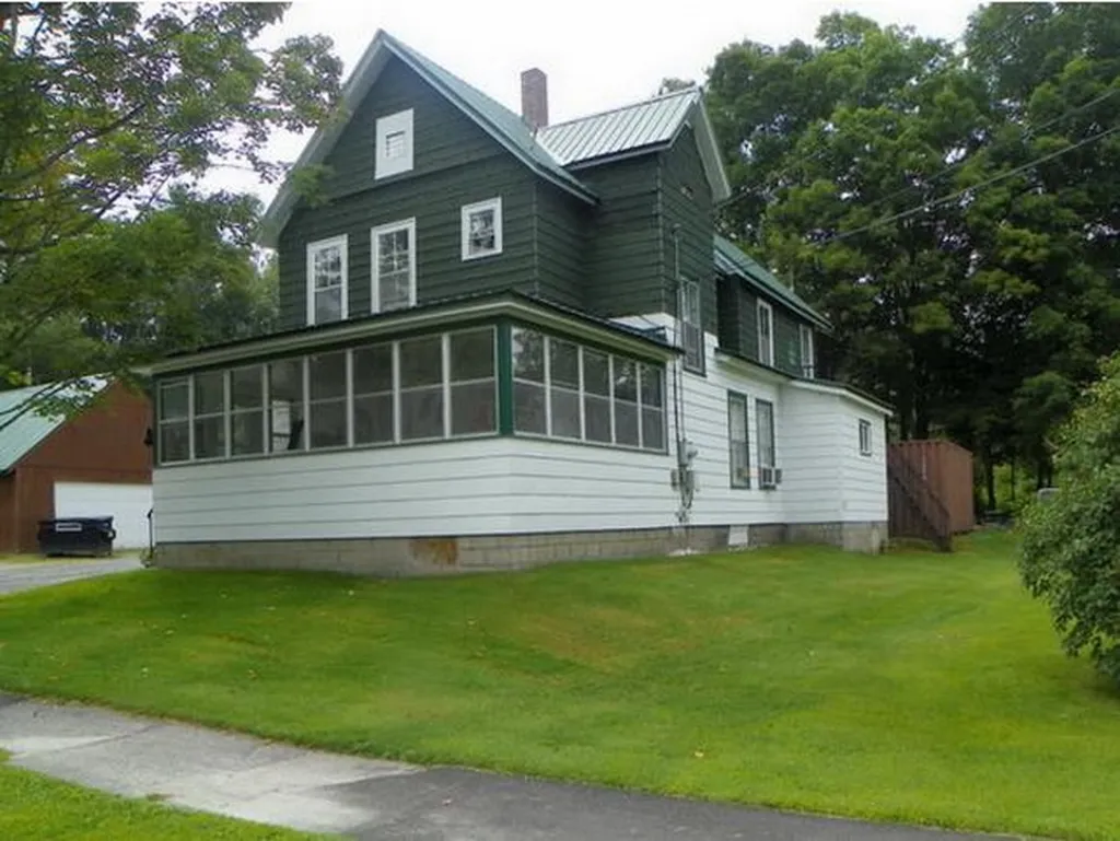 79 Maple Street Bethlehem NH 03574