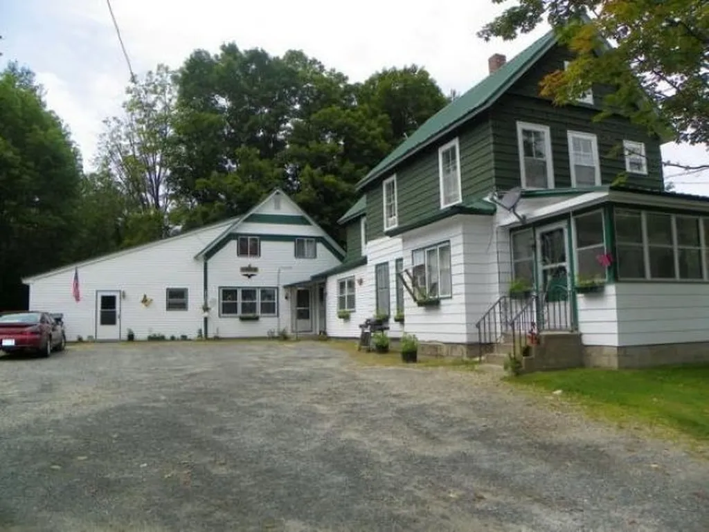 79 Maple Street Bethlehem NH 03574
