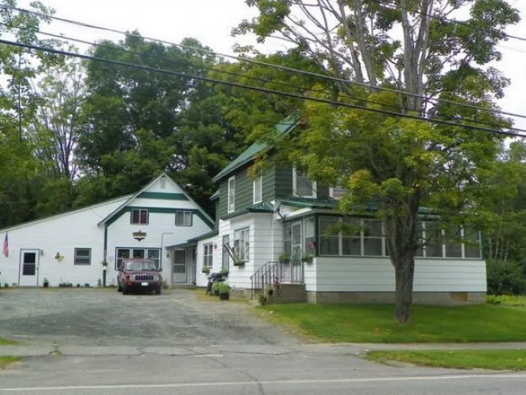 79 Maple Street Bethlehem NH 03574