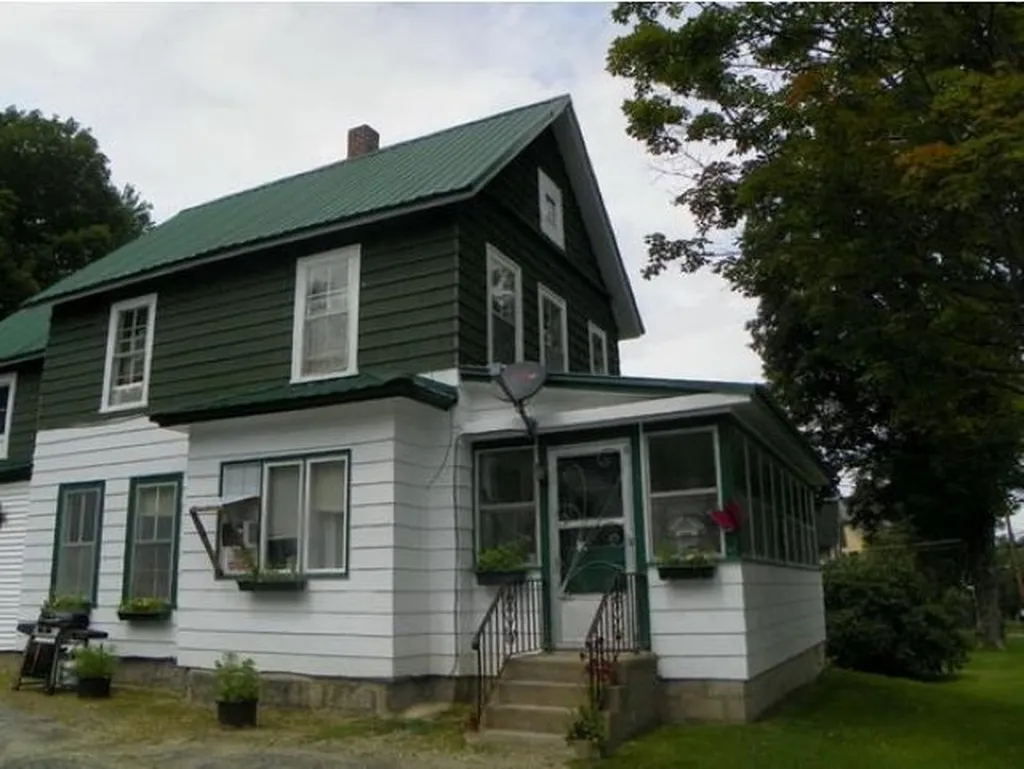 79 Maple Street Bethlehem NH 03574