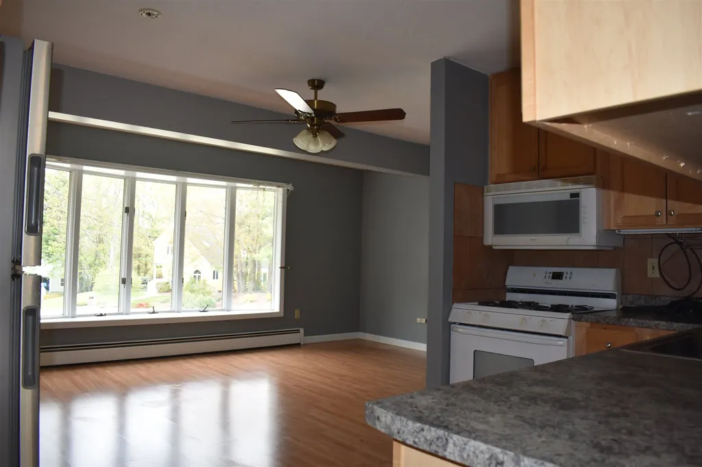 2 Nancy Lane Hooksett NH 03106