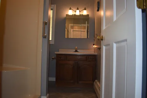 2 Nancy Lane Hooksett NH 03106