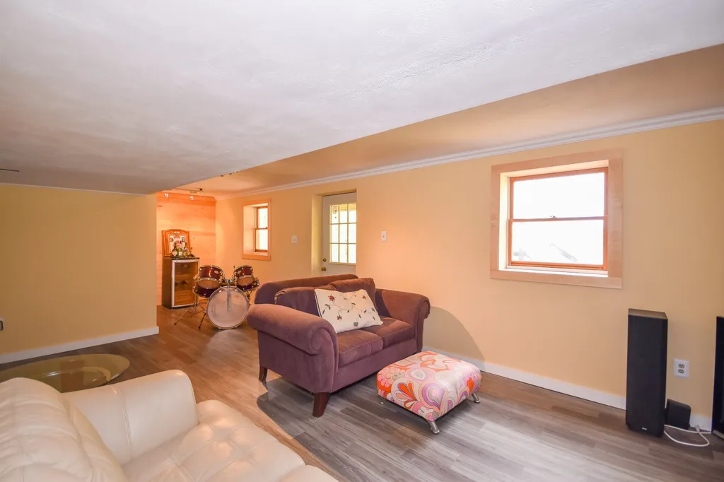 120 Edgewater Drive Barrington NH 03825