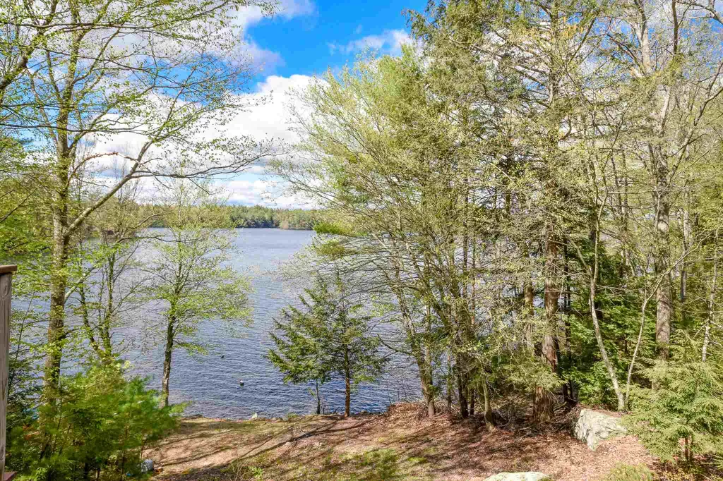 120 Edgewater Drive Barrington NH 03825