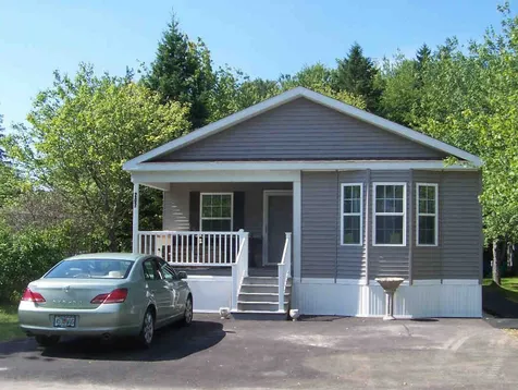 207 Mackerel Avenue Portsmouth NH 03801