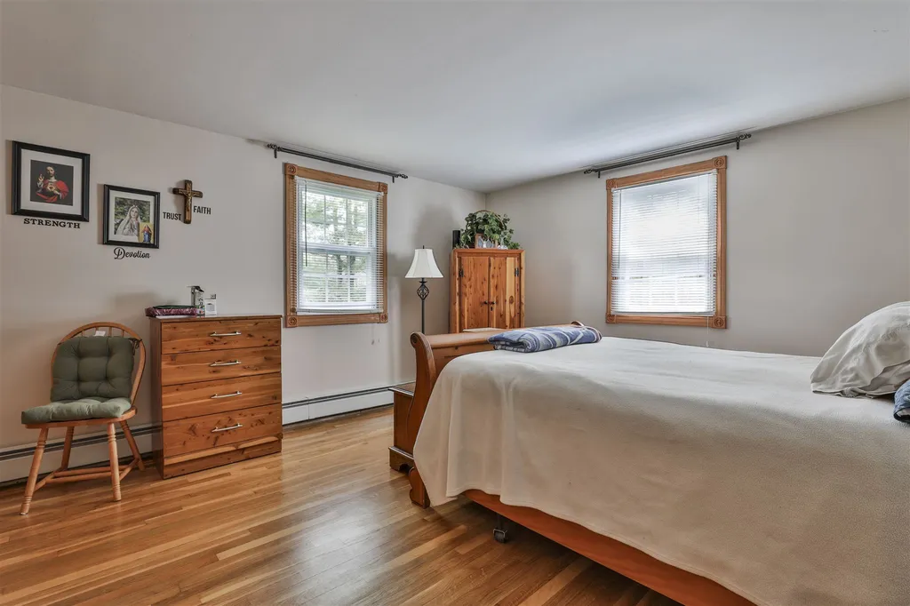 7 Douglas Drive Amherst NH 03031