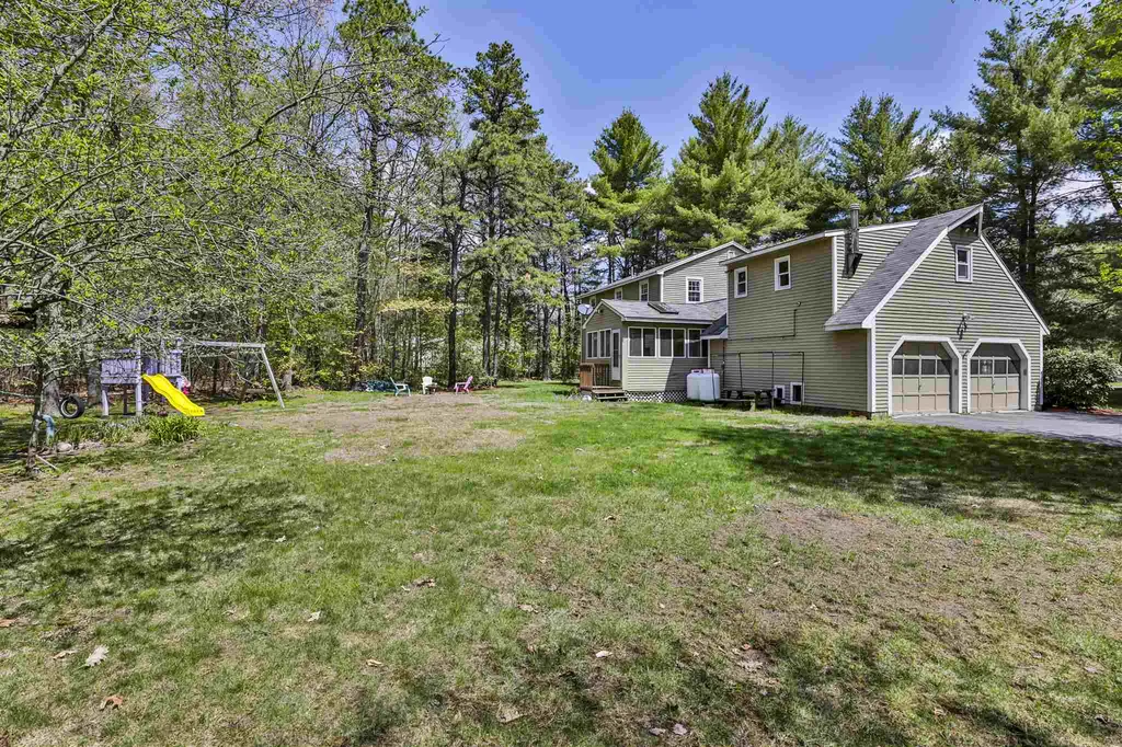 7 Douglas Drive Amherst NH 03031