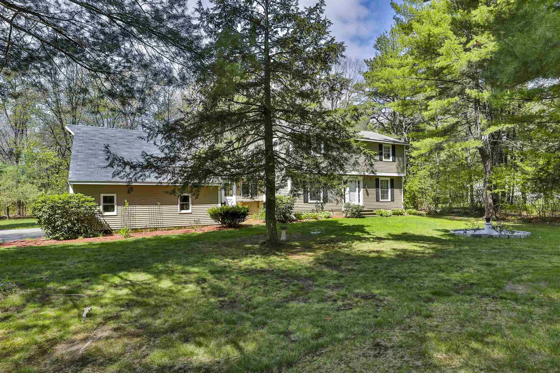 7 Douglas Drive Amherst NH 03031